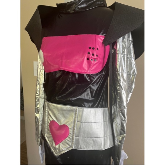 SOLD!!!Mettaton Undertale Cosplay Costume Video Game Full Outfit, Halloween - Picture 3 of 3